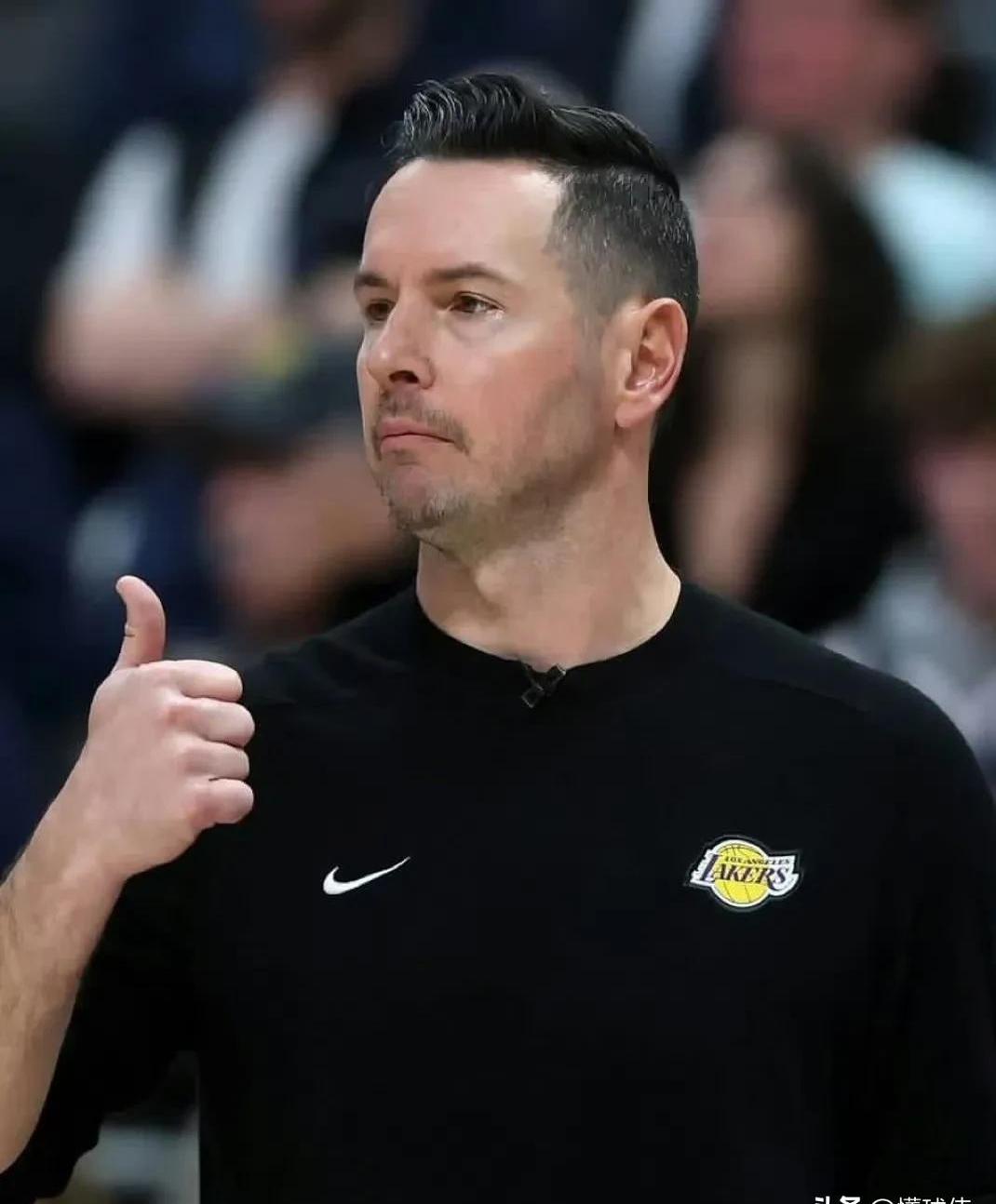 AYX-詹姆斯官方宣布出色防守新规，德国队引发争议！