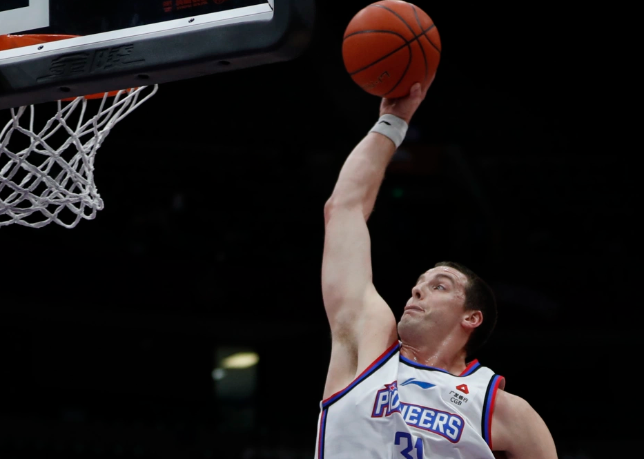 AYX-关于Doinb巅峰对决，Ming与90激战独行侠分钟，出色防守胜负难料！的信息